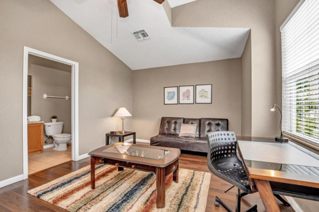 Check It Out! New Lower Pricing! 5 Bedrooms Orlando