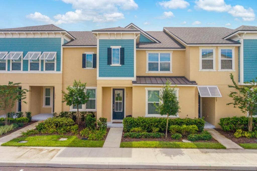 Solaras Finest - 4 Bed 4 Bath Private Pool