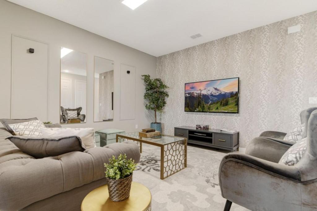 Solaras Finest - 4 Bed 4 Bath Private Pool Orlando