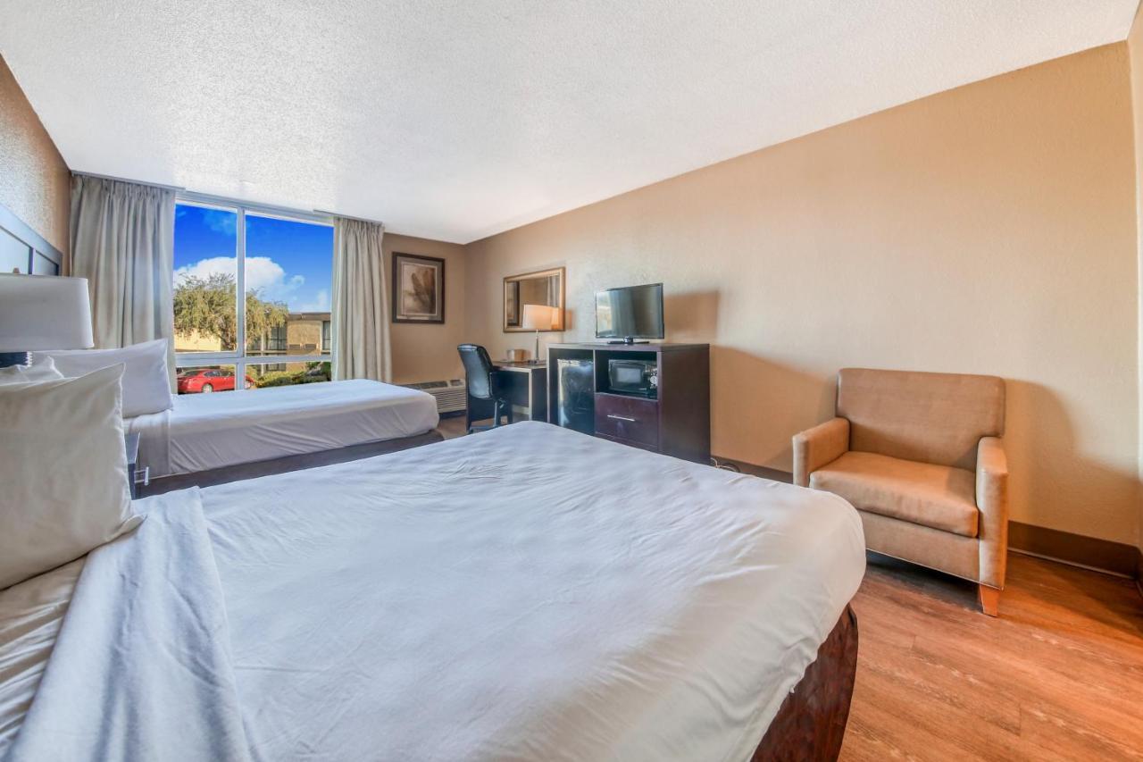 Hotel Floridian Express International Drive 2*