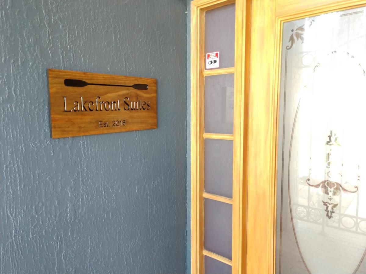 Guest house Lakefront Suites