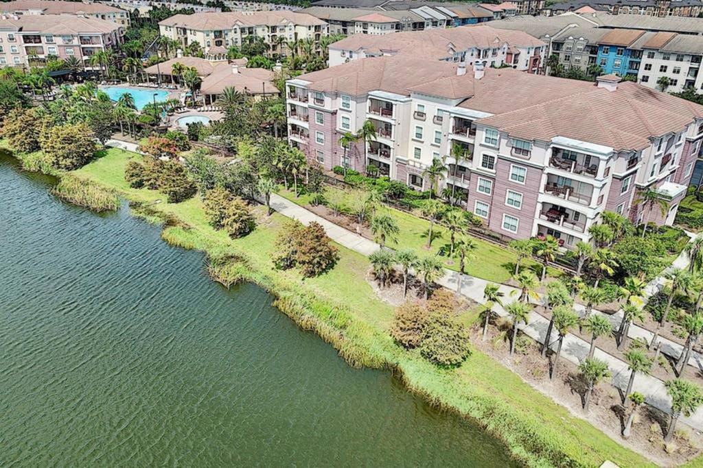 Vista Cay Luxury 3 Bedroom Townhouse Orlando
