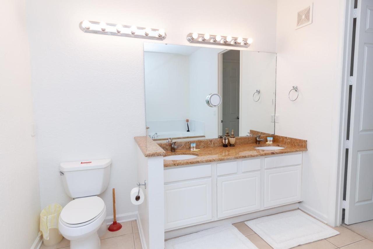 3 Bedroom 3 Ba 5min To Universal 1823sqft
