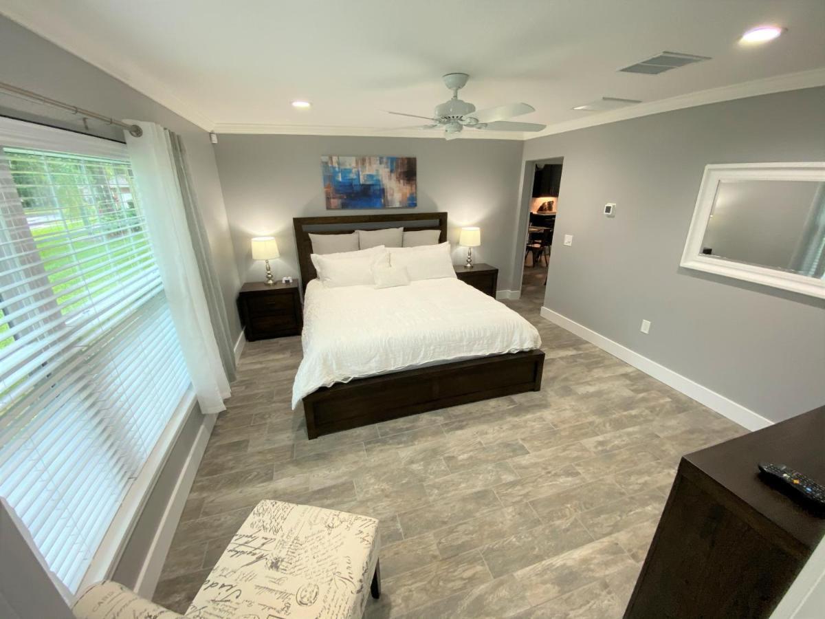 Mickey's Pearl: 7br Retreat With Private Pool