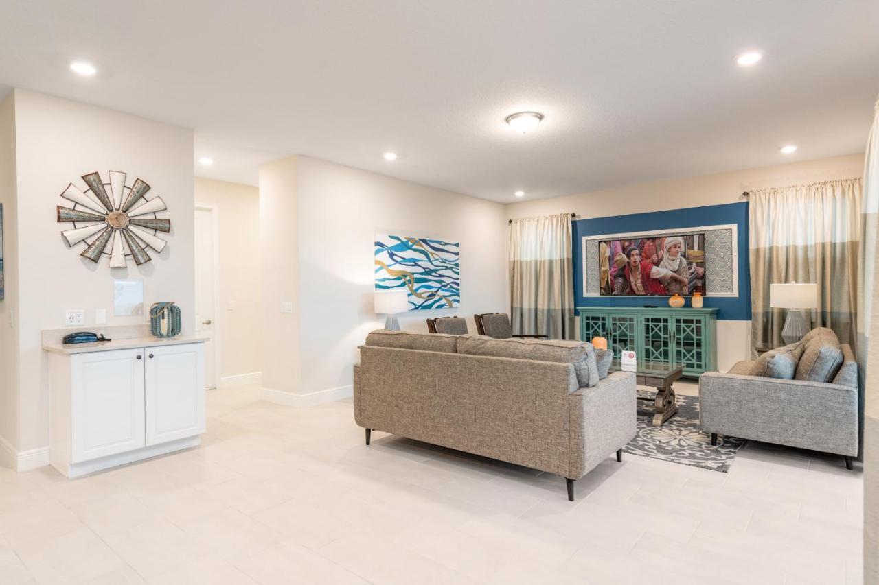 Spacious With Game By Rentyl Near - 241s * Orlando