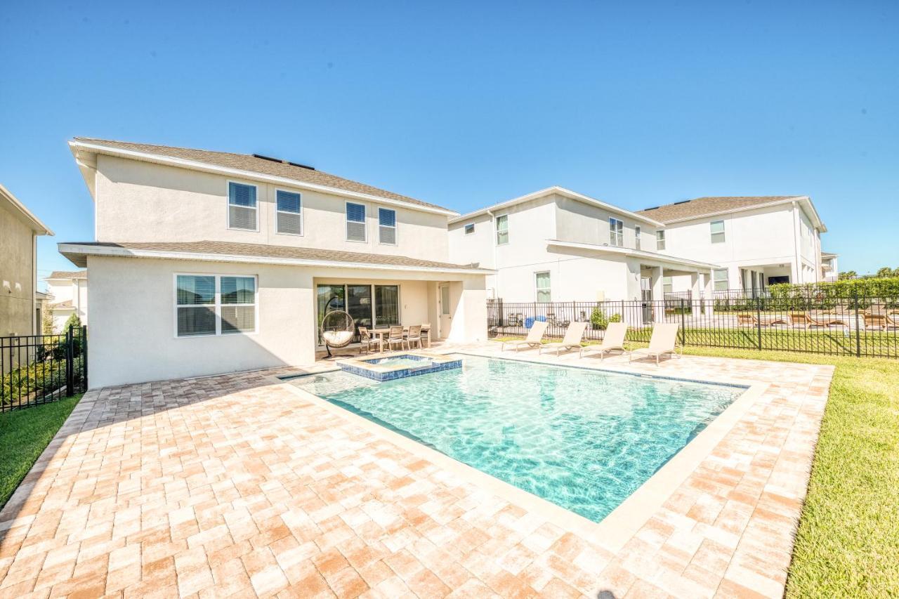 Holiday home Spacious With Game By Rentyl Near - 241s *