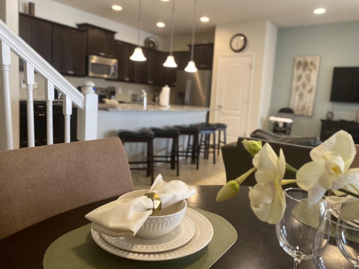 Villa Windsor-5 Bed Townhouse W/splashpool-3800ww *