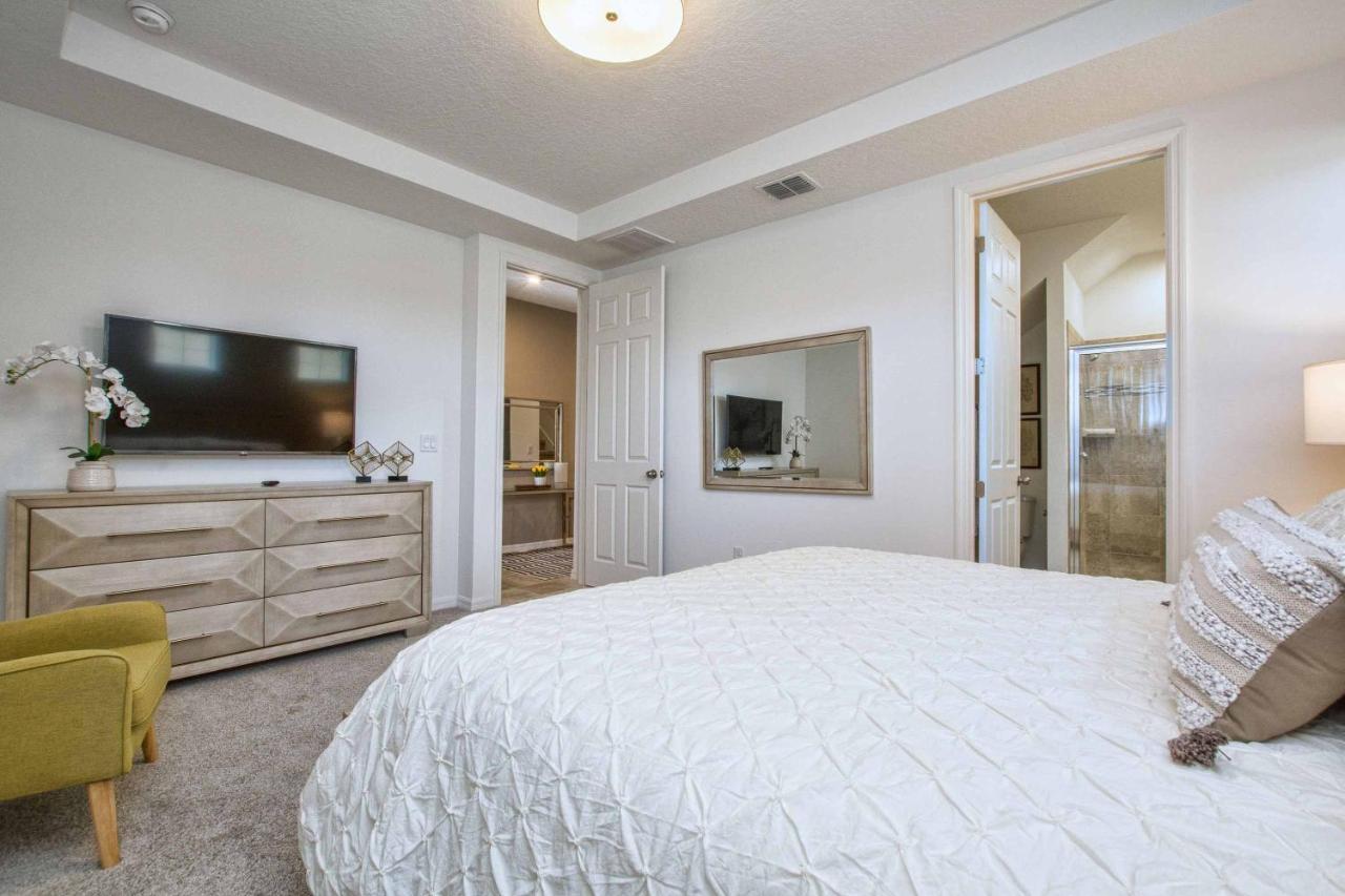 5 Bedrooms Townhome W- Splashpool - 8205sa *