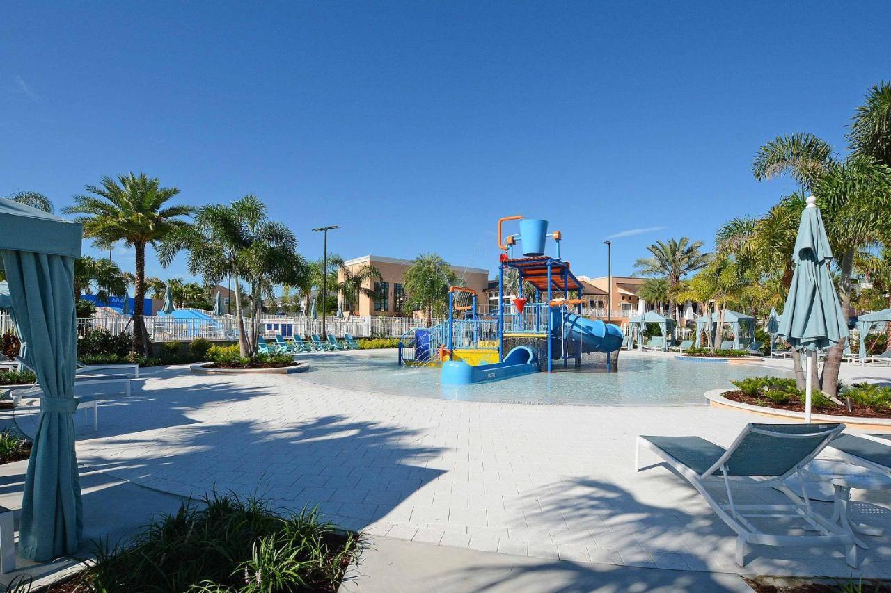 Holiday home 5 Bedrooms Townhome W- Splashpool - 8205sa Orlando