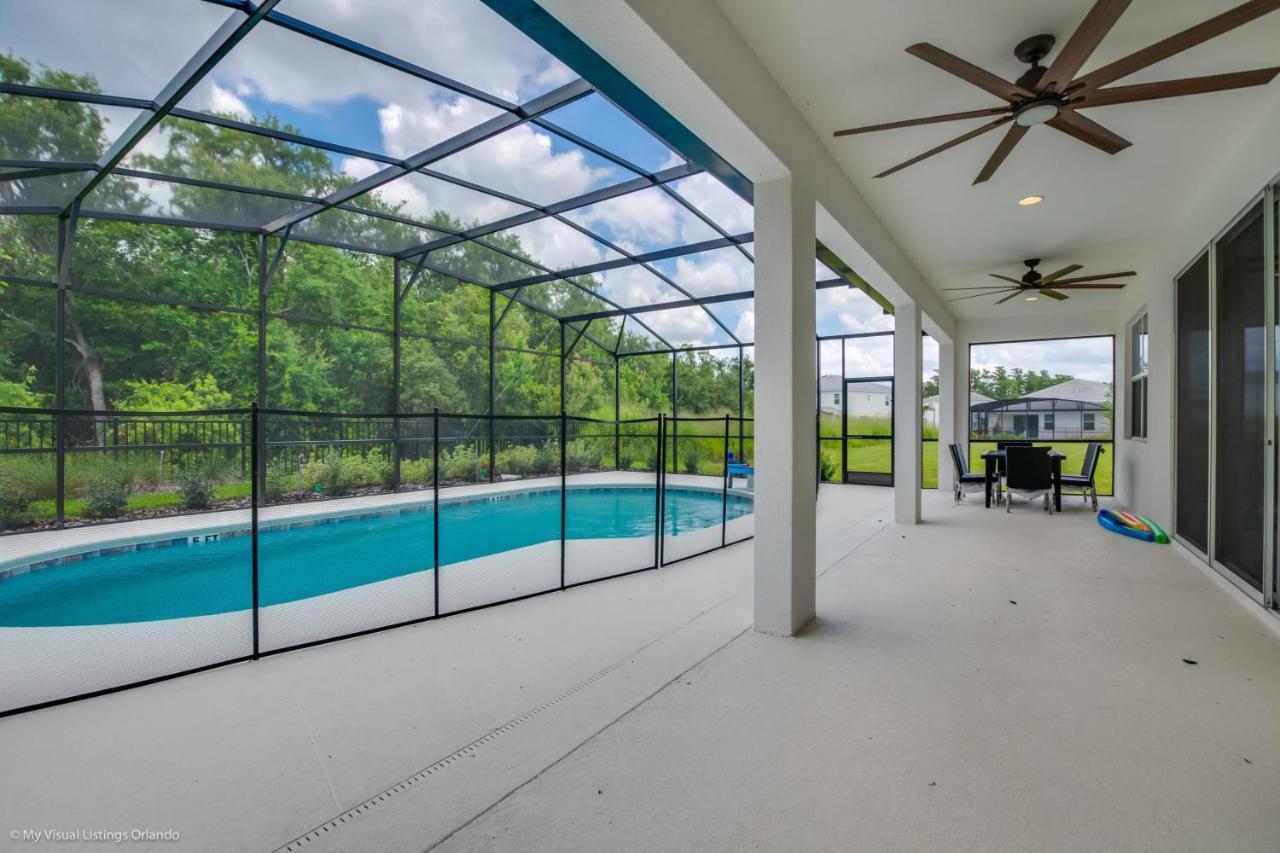 Spacious And Modern 8 Bedroom 5 Bathroom Villa Orlando