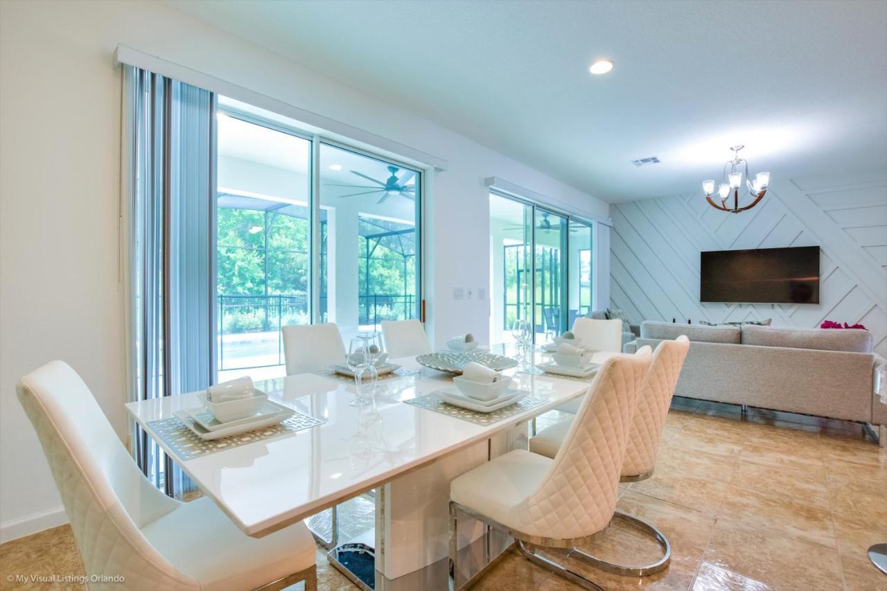 Villa Spacious And Modern 8 Bedroom 5 Bathroom *