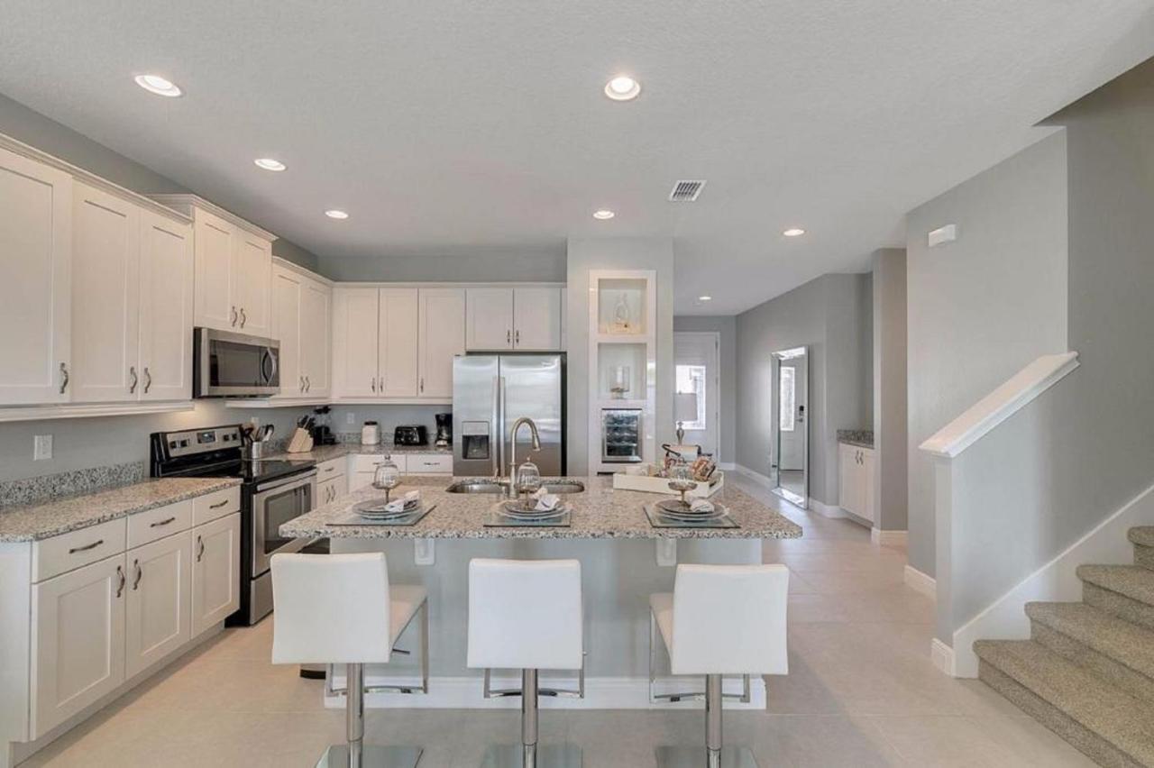Stunning House With Pool, Gazebo And Movie Theater At Encore 7644 Orlando
