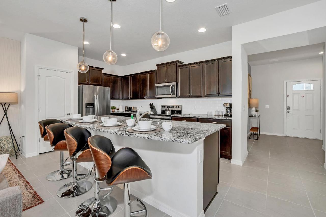 Townhome Wprivate Splash Pool & Free Water Park Holiday home *