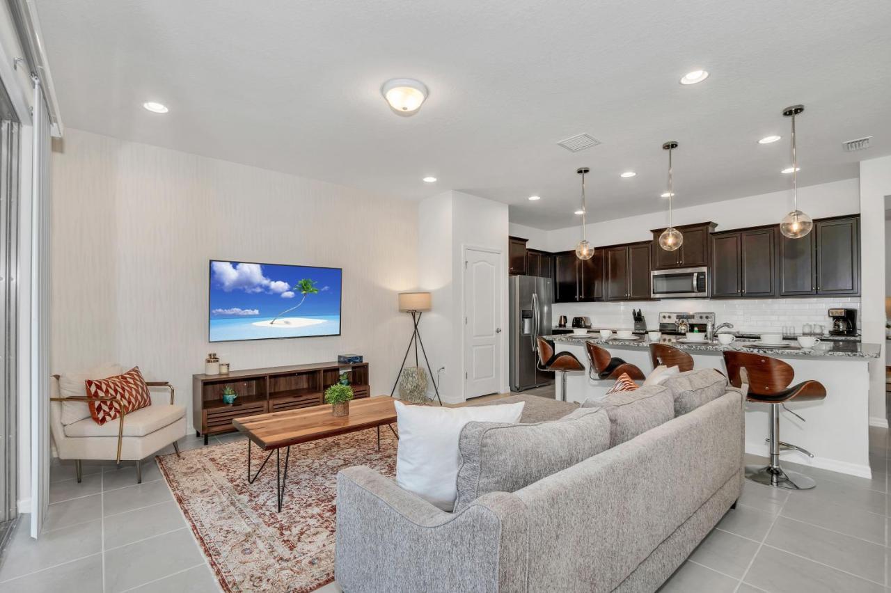 Townhome Wprivate Splash Pool & Free Water Park Holiday home *