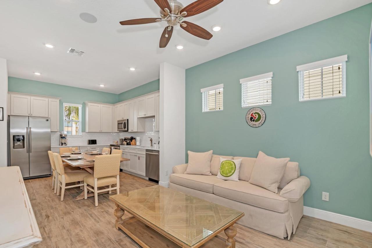 8034 Surf Street Holiday home