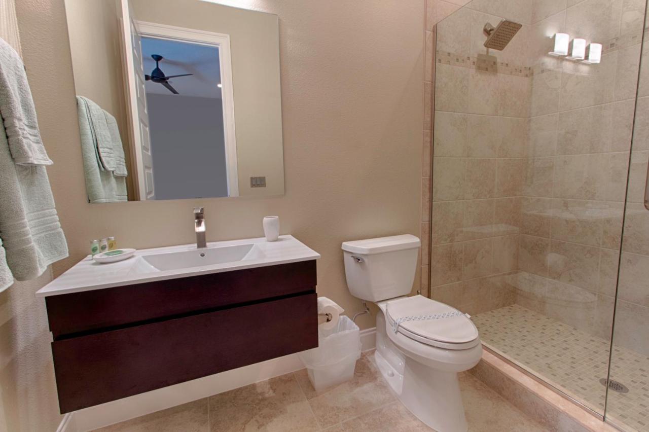 Mickey's Atlantis: Luxury Disney-area Mansion With Pool, Hot Tub & Entertainment Holiday home Orlando