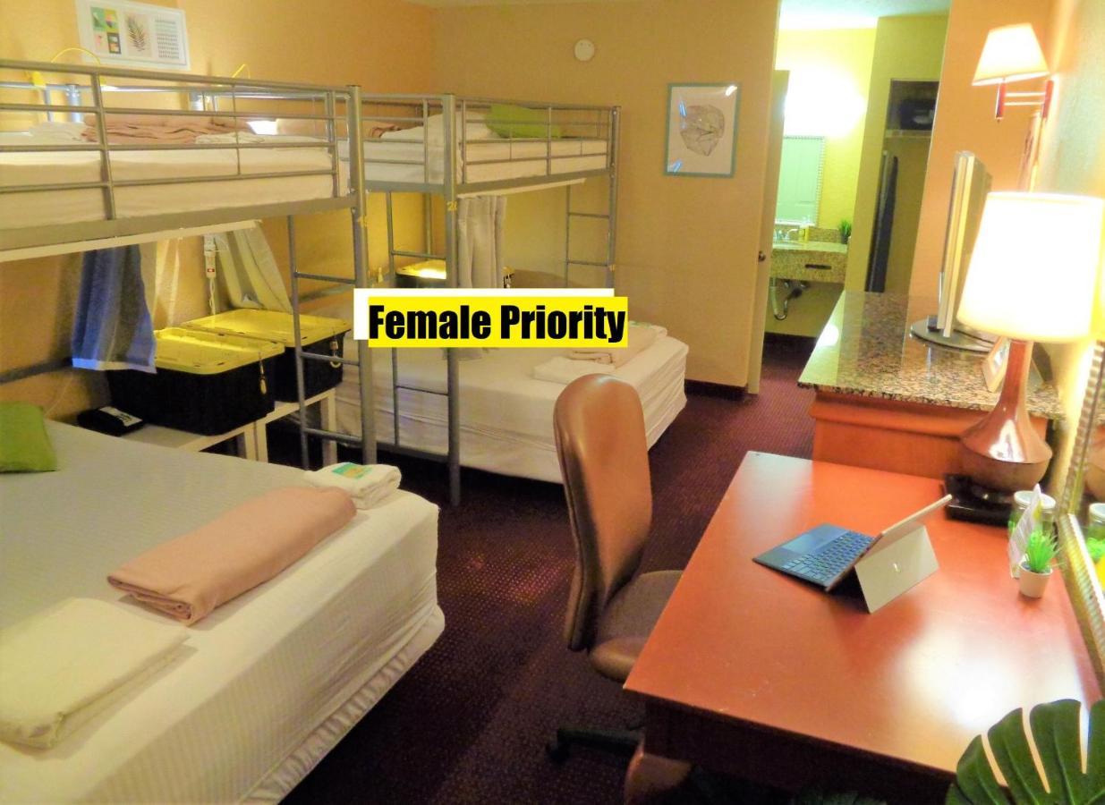 Hostel Bposhtels International Drive North *