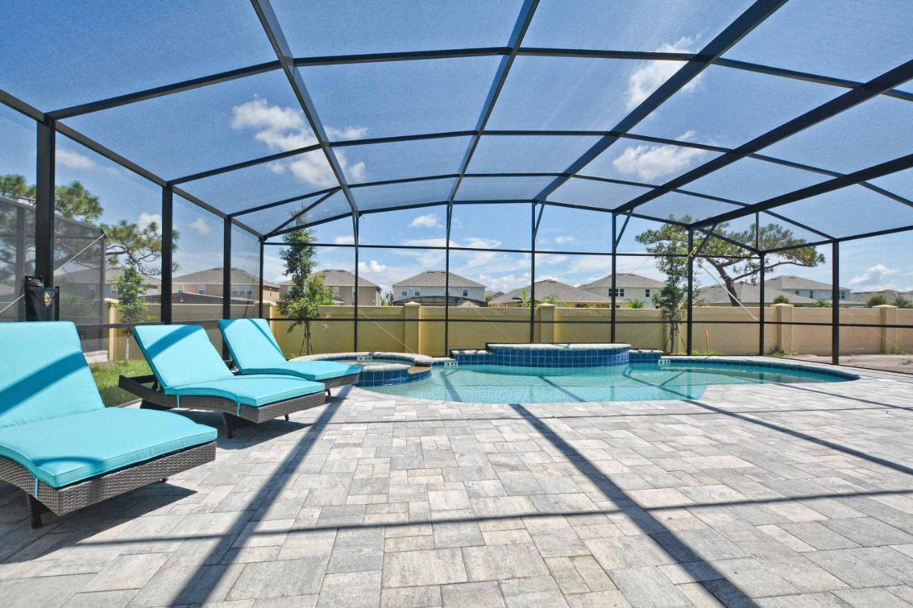 Sonoma - 6 Bedroom Pool Home- 1860sn Holiday home