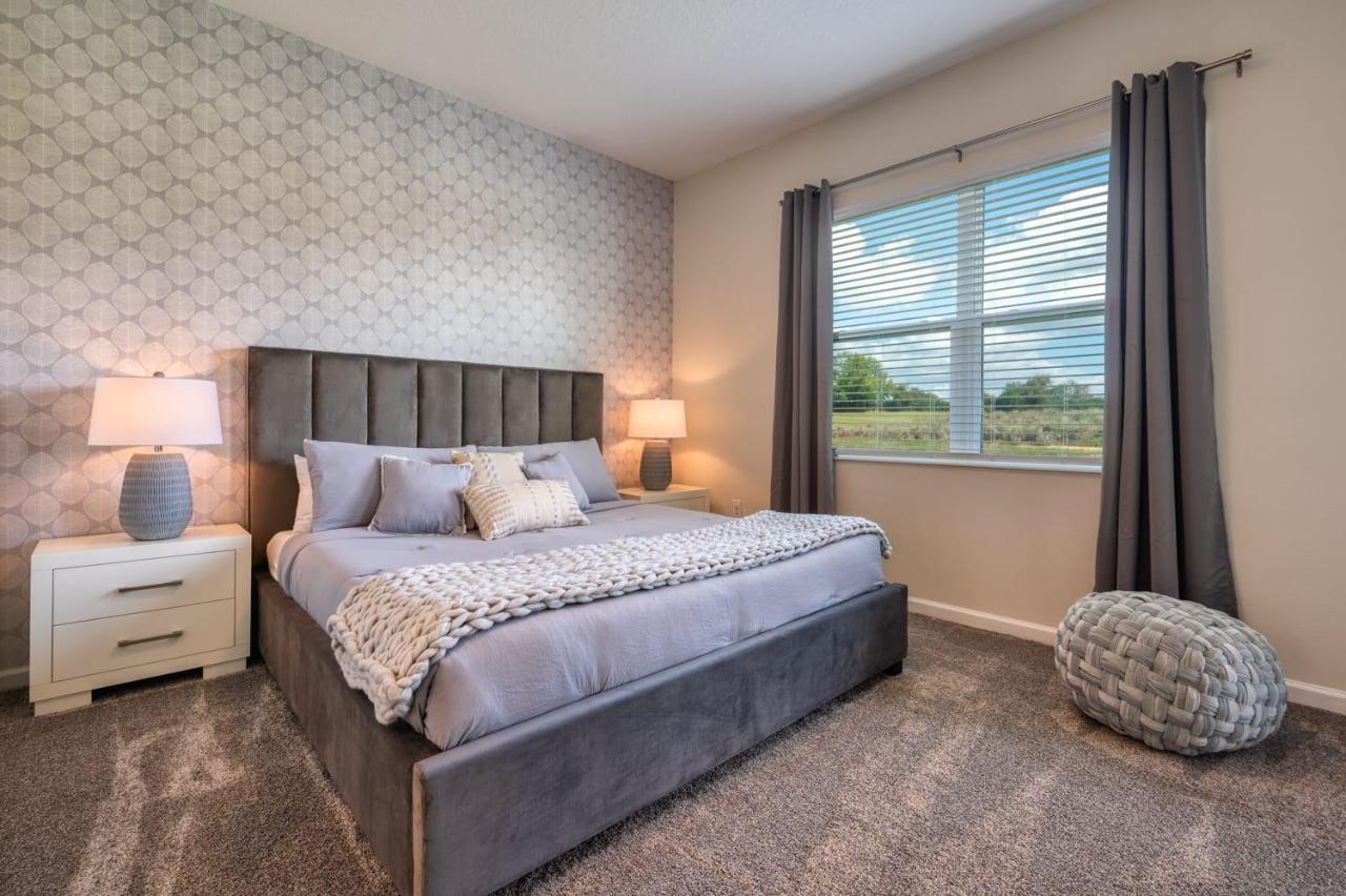 Modern With Themed Bedroom Near *