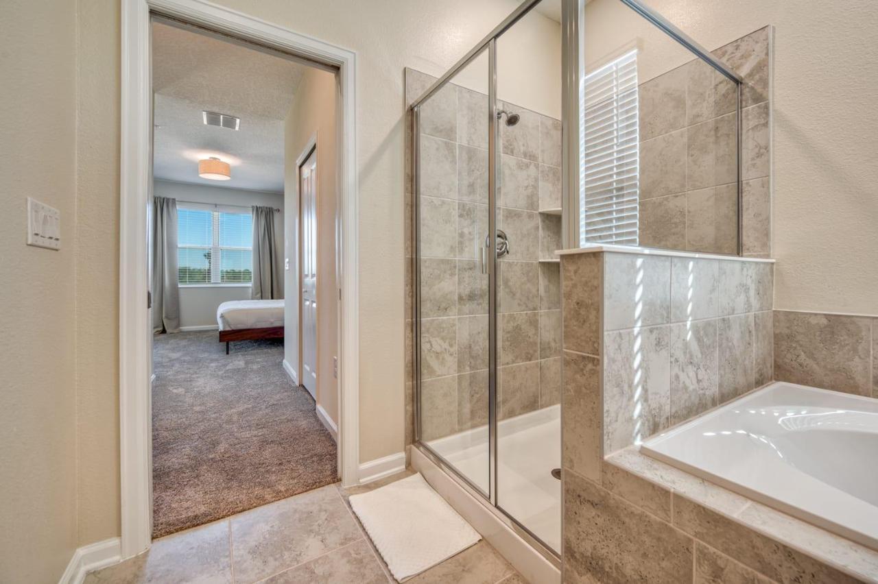 Pleasant With View And Themed Bedroom Holiday home Orlando