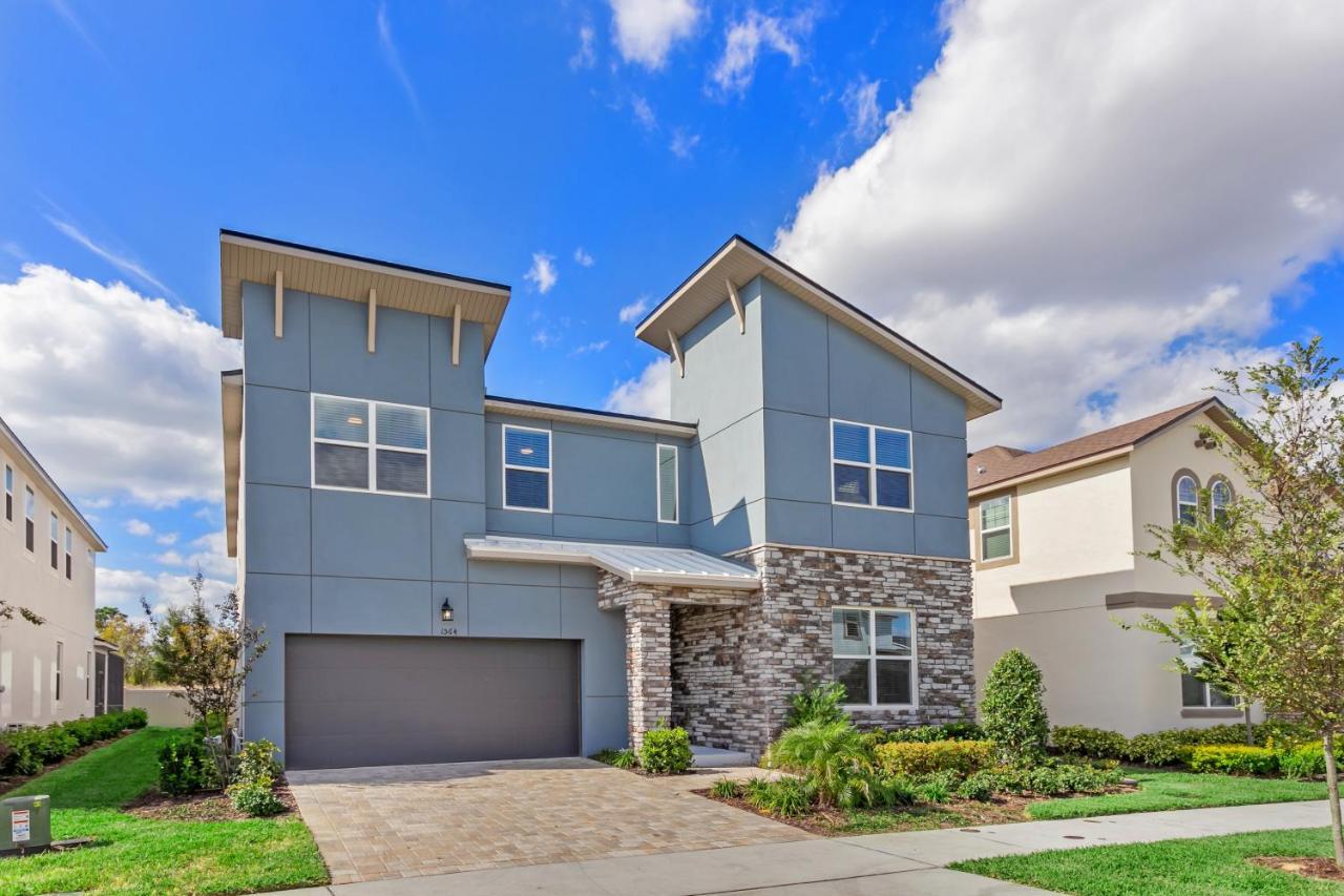Exceptional! 9bed 6ba Games, Pool 1564n Villa *