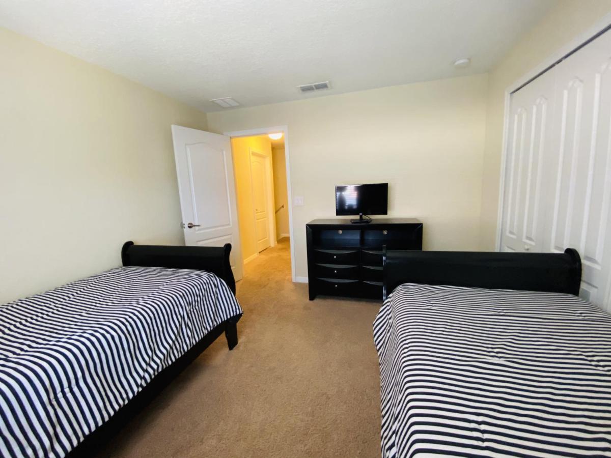 Paradise Palms- 5 Bed Townhome W/splashpool-3092pp Holiday home