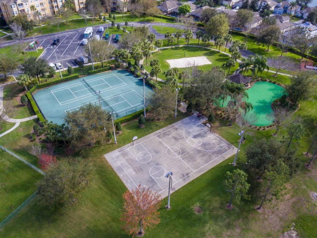 Ohana House At Windsor Hills, World Luxury Holiday home