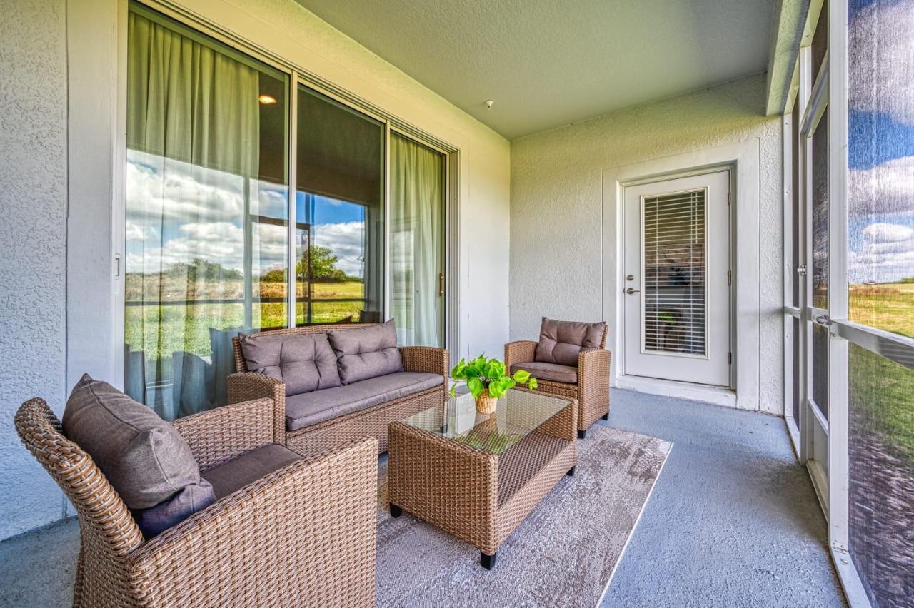 Modern With Themed Bedroom Near Apartment Orlando