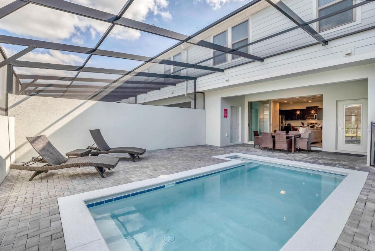 Townhome Wprivate Splash Pool & Free Water Park Holiday home *