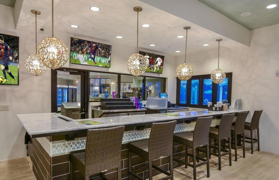 Townhome Wprivate Splash Pool & Free Water Park Holiday home *