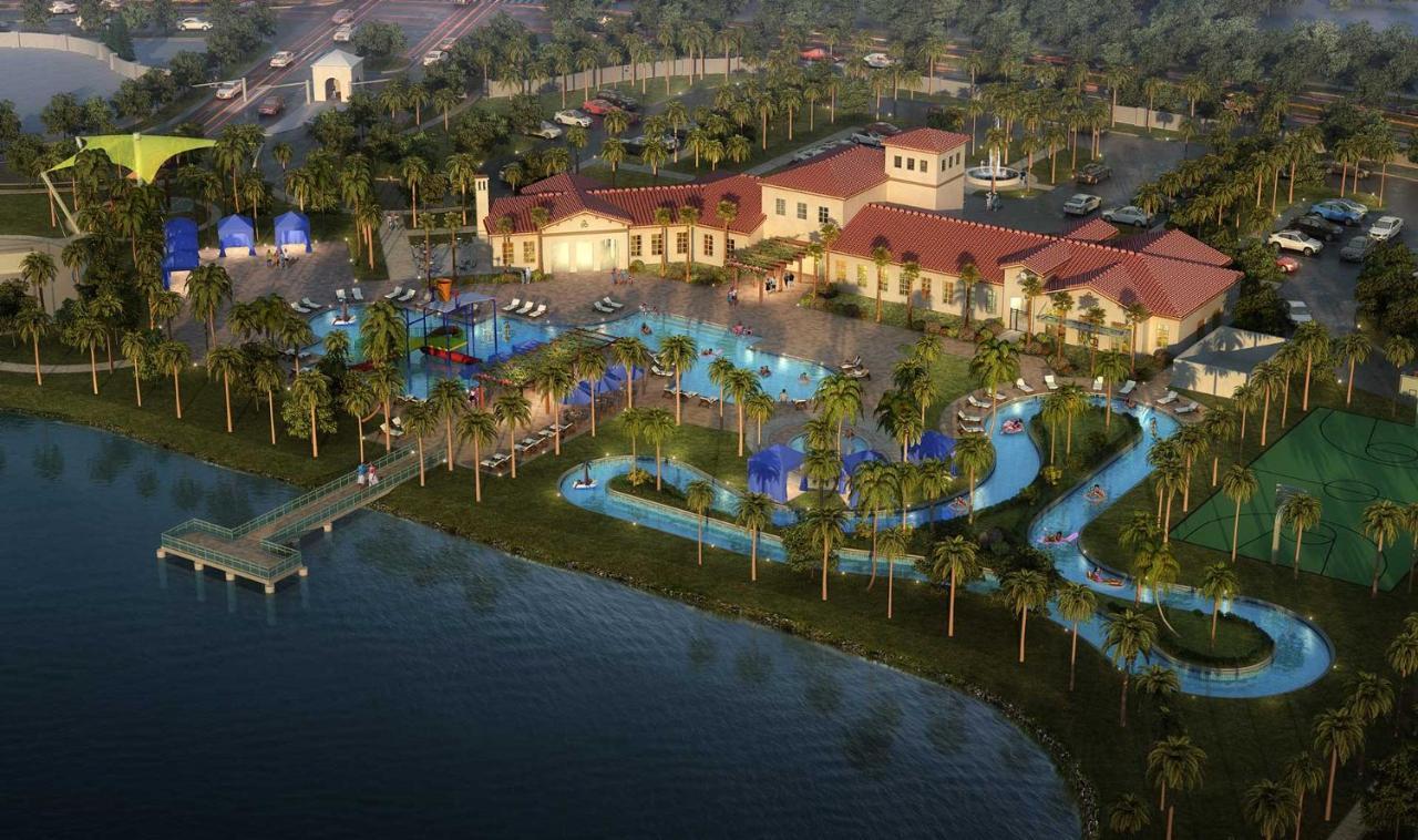 Townhome Wprivate Splash Pool & Free Water Park Holiday home *