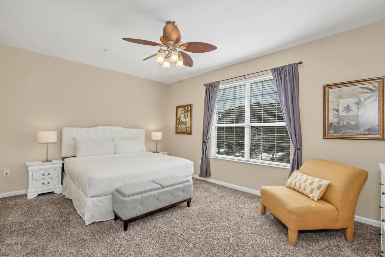 5025 Shoreway Loop #203 Apartment *
