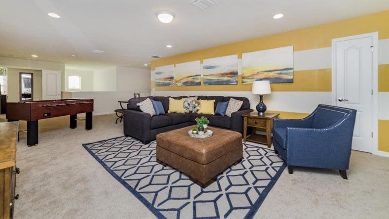 Holiday home Stunning 8 Bedroom 6 Bath Pool At Windsor At Westside *