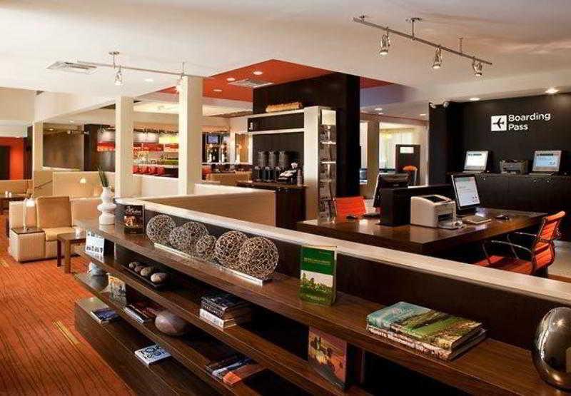 Courtyard By Marriott Airport 3* Orlando