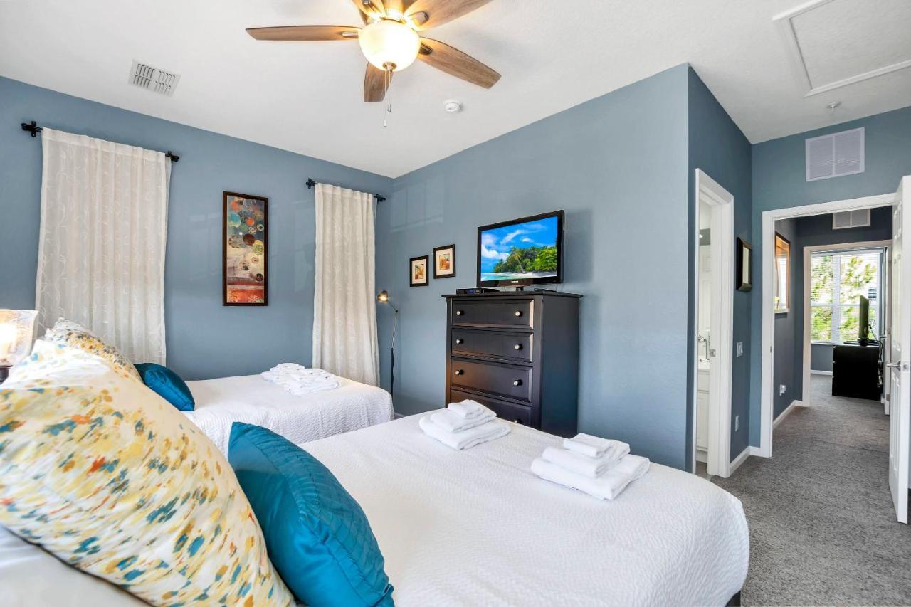 Pleasant And Spacious Town Near The Convention Center #3vc107 Holiday home