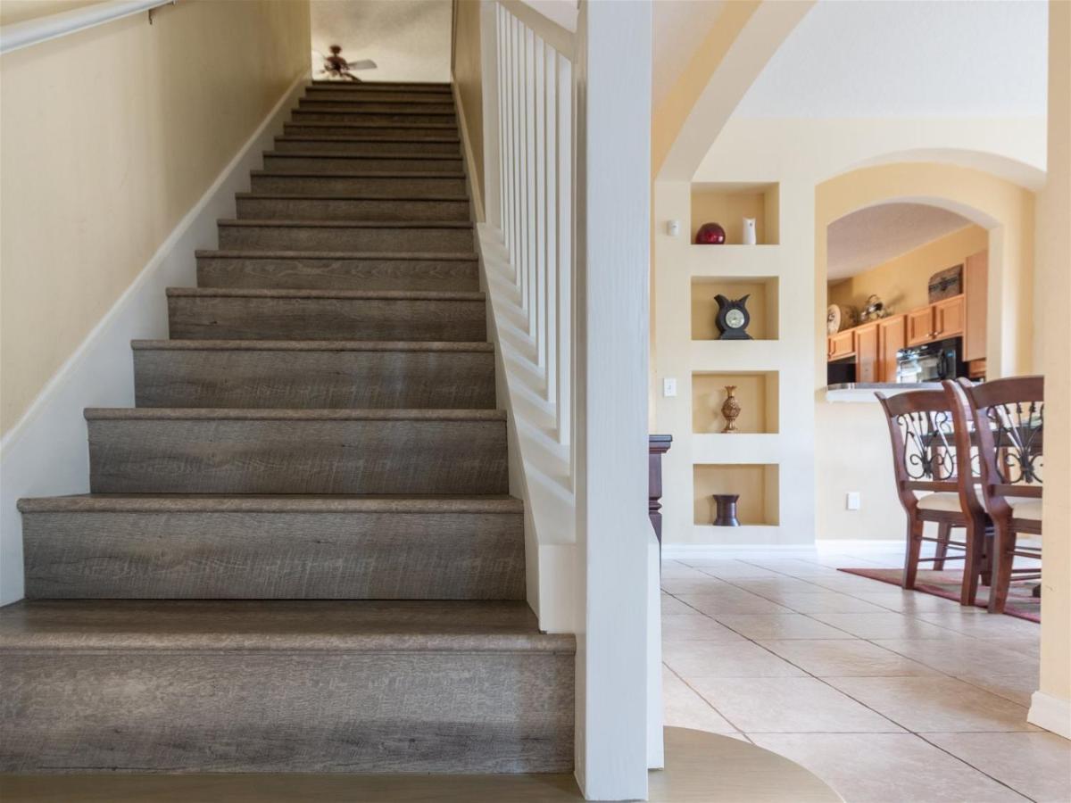 7 Bedrooms In Large Private Vacation By Florida Dream Homes Holiday home *