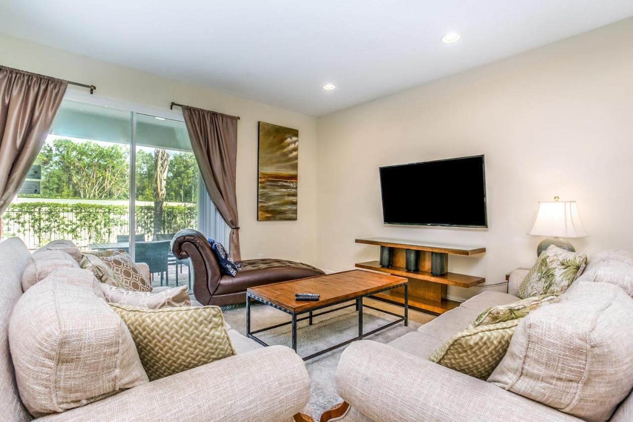 Holiday home Encore 8 Bedroom Vacation With Pool 2105