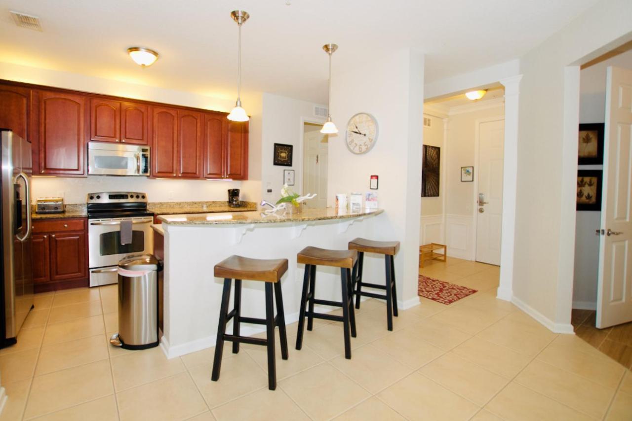 Apartment Vista Cay Luxury Lakeview 4 Bedroom
