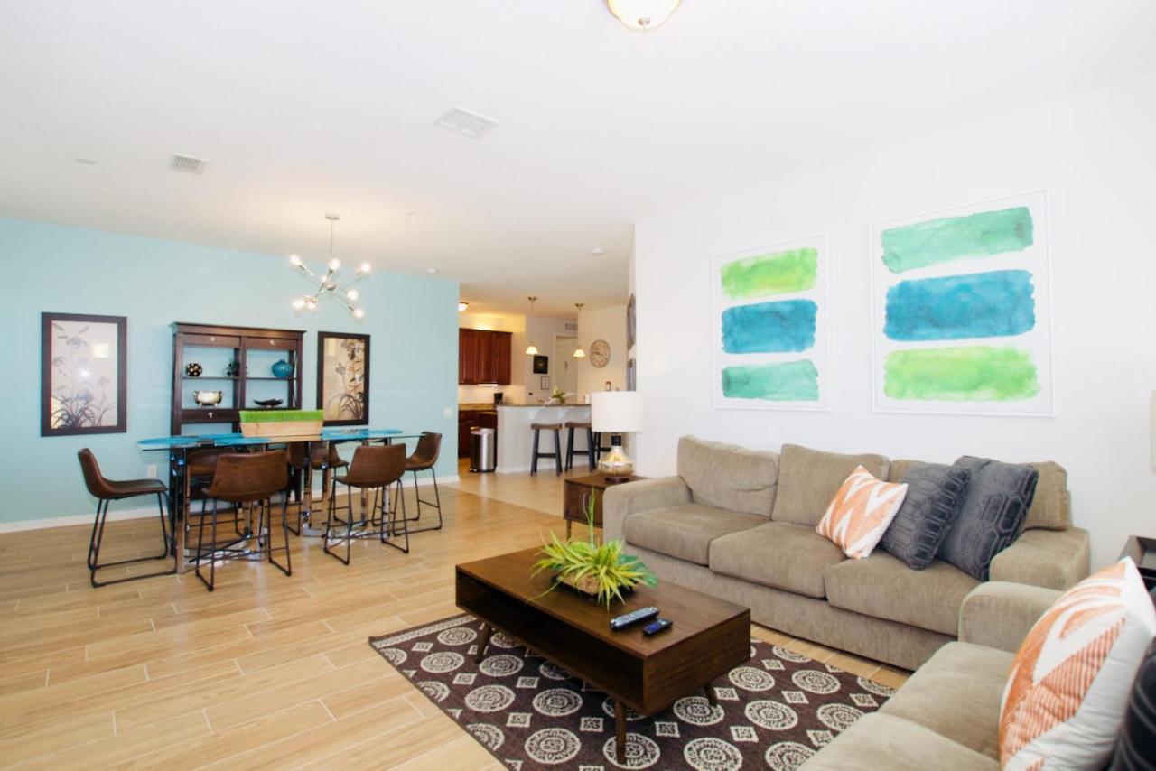 Vista Cay Luxury Lakeview 4 Bedroom Orlando