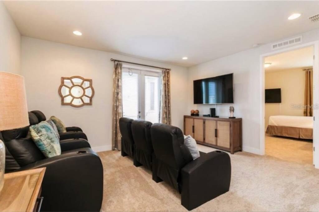 Luxurious Modern Near Disney With Theater, Pool And Spa In Encore At Reunion Orlando