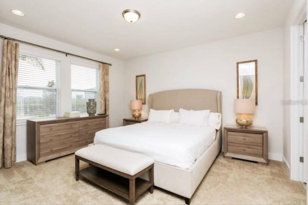 Holiday home Luxurious Modern Near Disney With Theater, Pool And Spa In Encore At Reunion Orlando