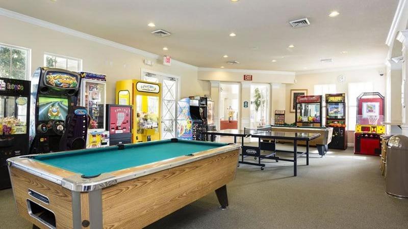 Holiday home 4 Bedroom Pool With Games In Gated