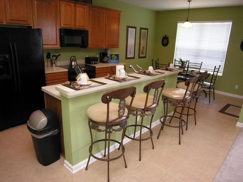 Luxury 4 Bedroom 4 Bath Home With Private Pool & Spa Holiday home Orlando