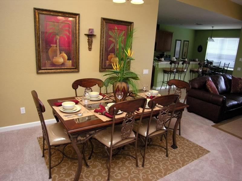 Luxury 4 Bedroom 4 Bath Home With Private Pool & Spa Holiday home
