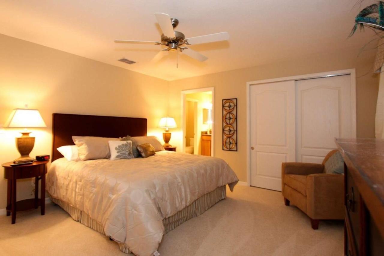 Lovely 4 Bedroom 3 Bath Town With Private Pool * Orlando