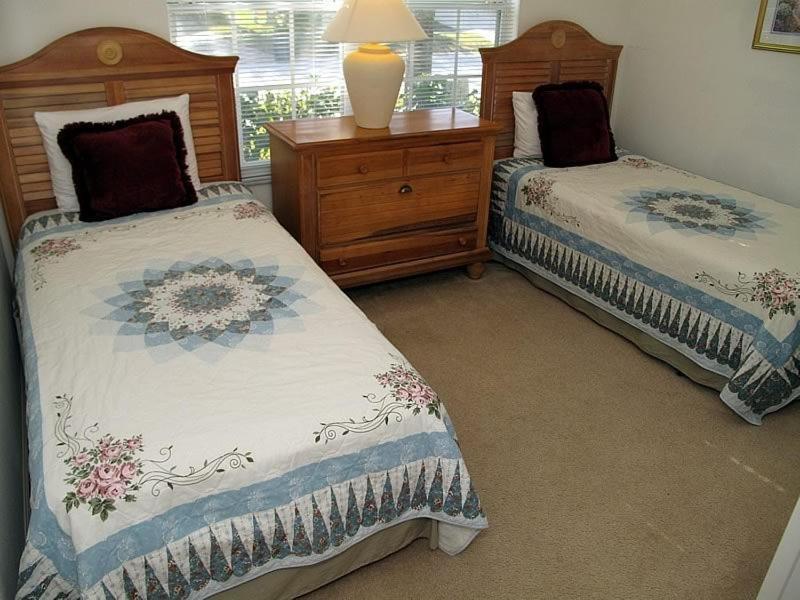 4 Bedroom Pool With Games In Gated Holiday home *