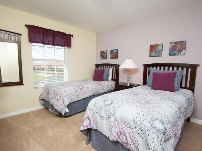 Holiday home 4 Bedroom 3 Bath Town In The Paradise Palms