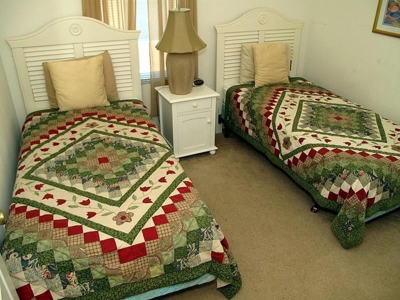Holiday home 4 Bedroom Pool With Games In Gated Orlando