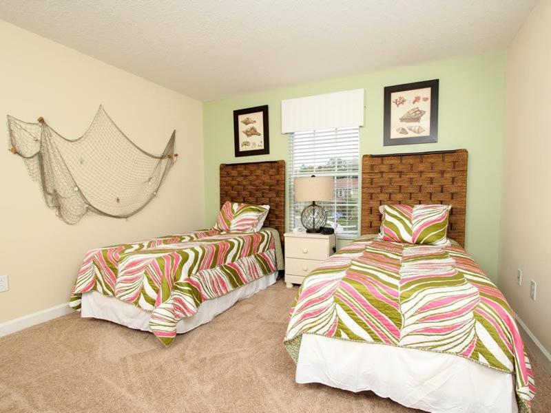 Stunning 5 Bedroom 5 Bath In Paradise Palms Orlando