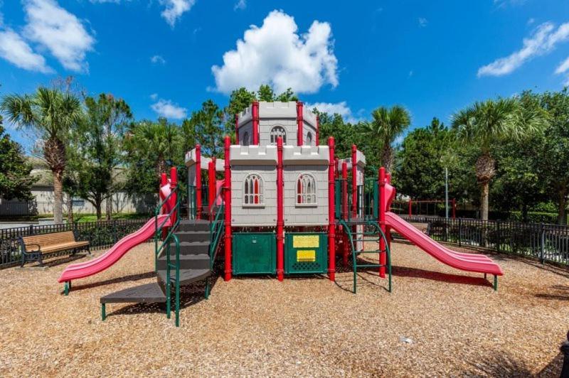Amazing 6 Bedroom 4 Bath Pool In Kissimmee Holiday home *